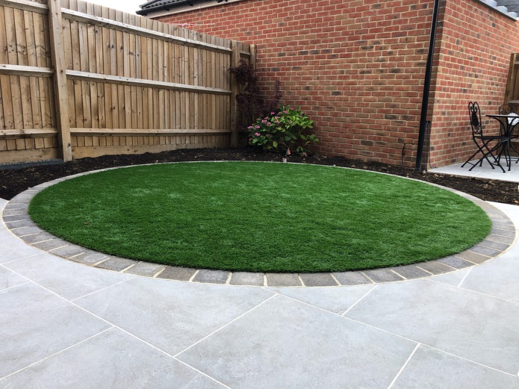 paving with artificial turf